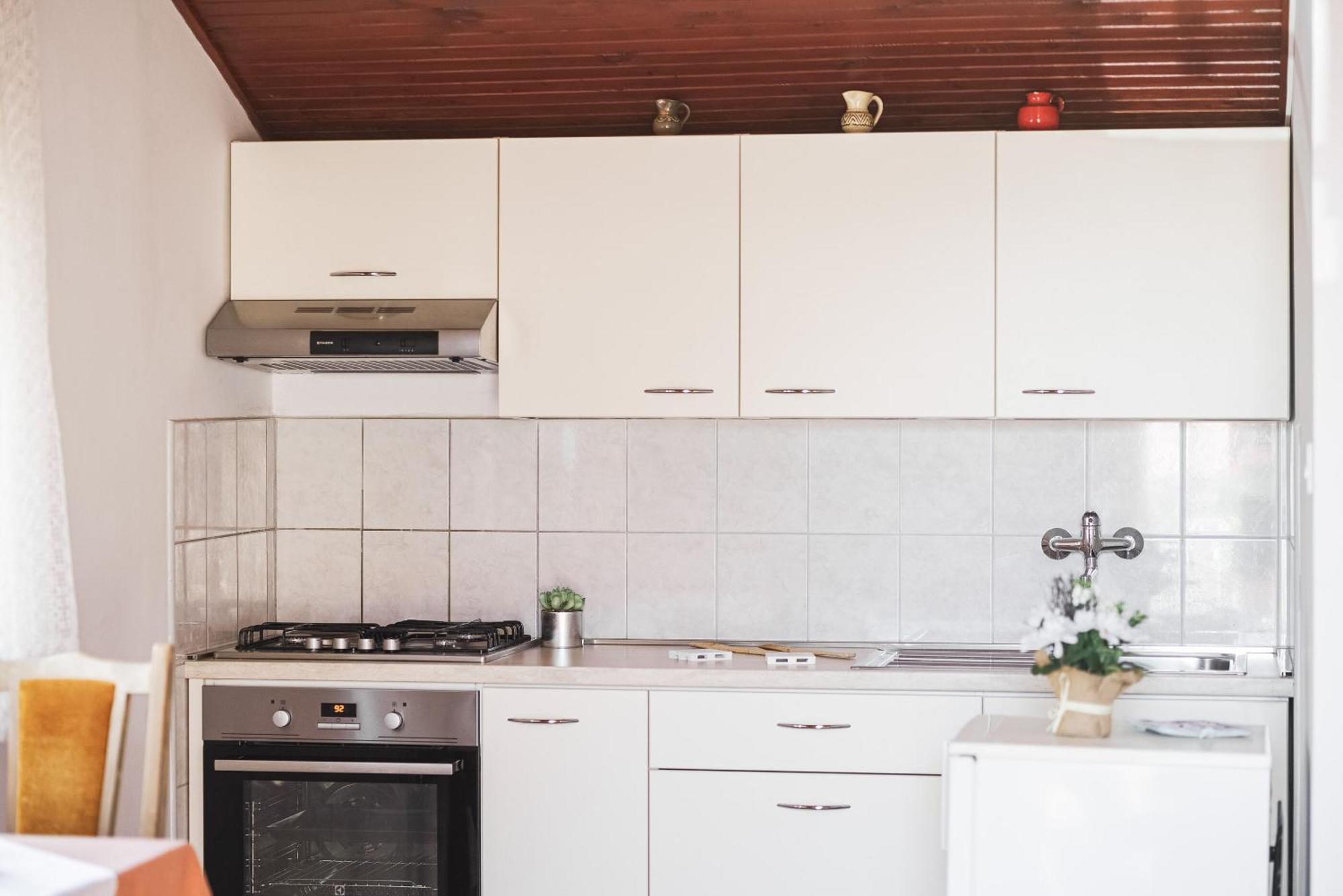 Apartment And Rooms Mrkovic Vodice Exterior photo